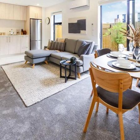 Serenity In The Centre: 2 Bed 2 Bath Christchurch Exteriör bild