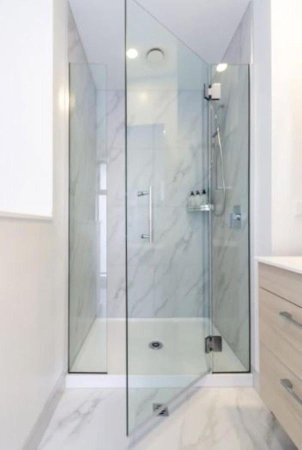 Serenity In The Centre: 2 Bed 2 Bath Christchurch Exteriör bild