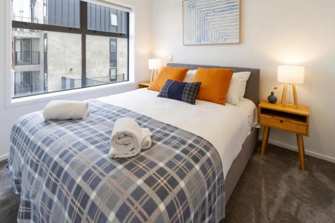 Serenity In The Centre: 2 Bed 2 Bath Christchurch Exteriör bild