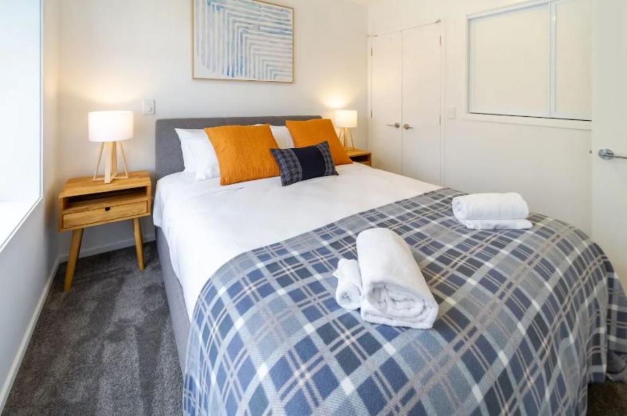 Serenity In The Centre: 2 Bed 2 Bath Christchurch Exteriör bild