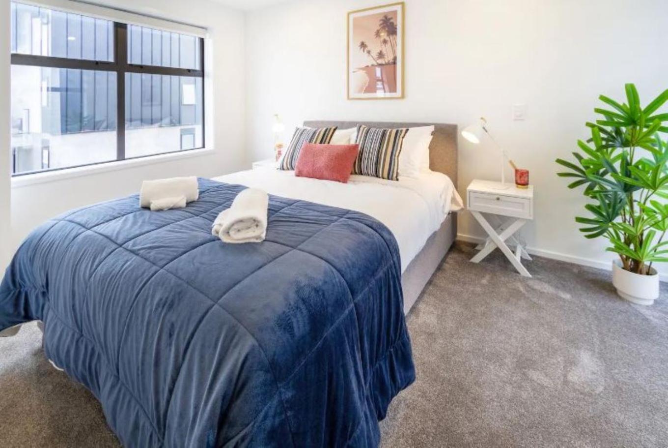 Serenity In The Centre: 2 Bed 2 Bath Christchurch Exteriör bild